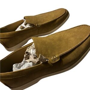 NWT Sonoma Men’s 11 with Box